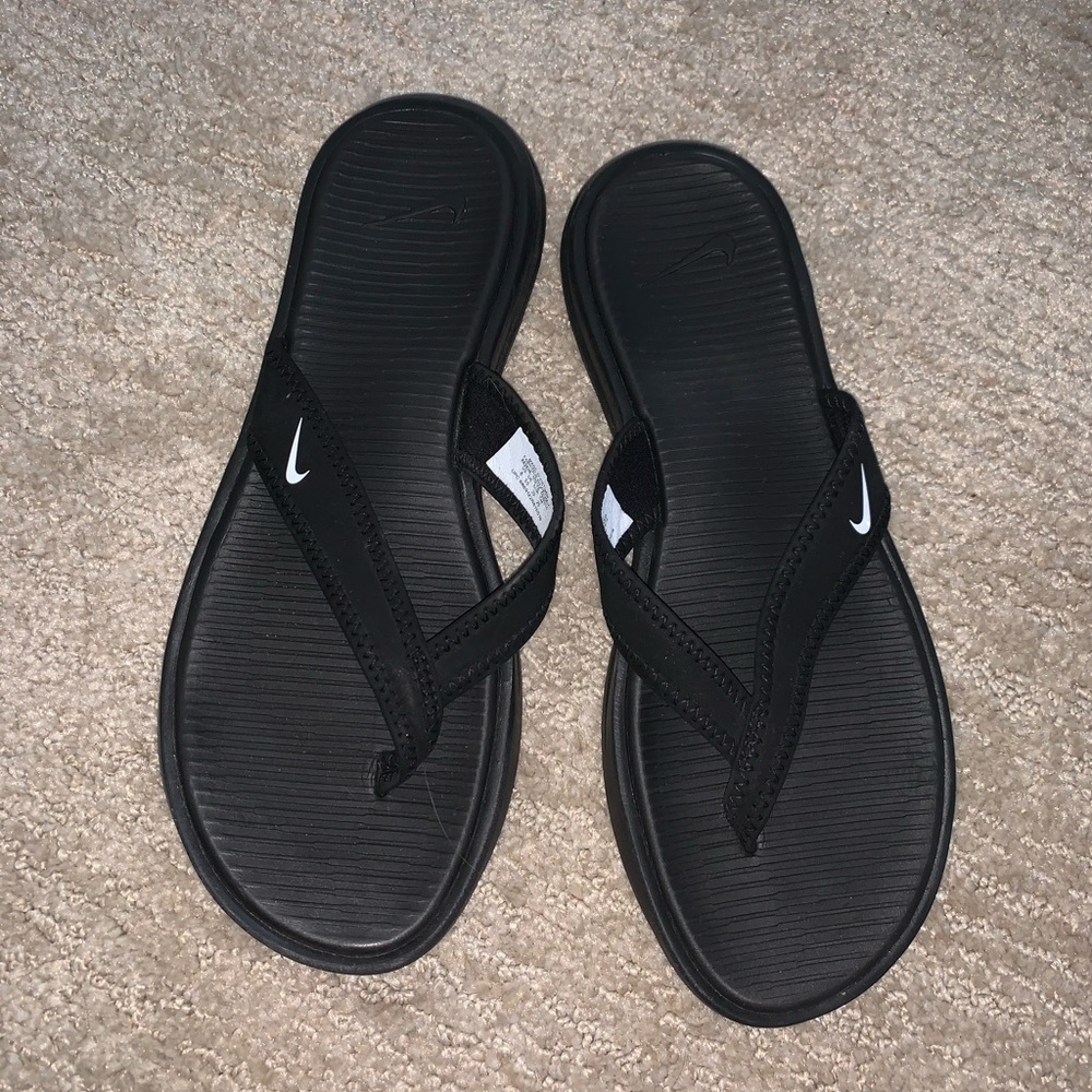 Nike Flip Flops